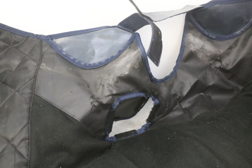 photo de PROTECTION APRON KYMCO SENTO 100 (2008 - 2013) - Surface and material condition