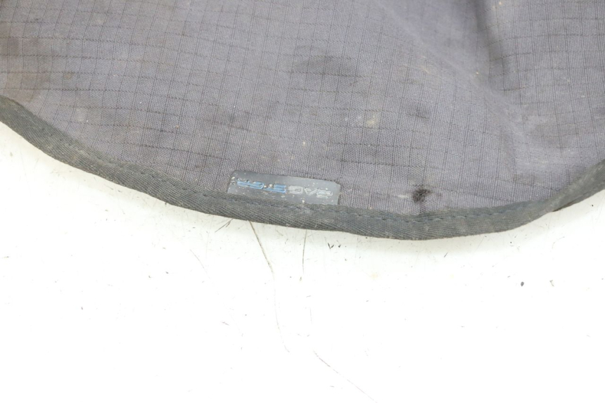 photo de LEG COVER PIAGGIO XEVO - X EVO 125 (2007 - 2017) - Technical close-up