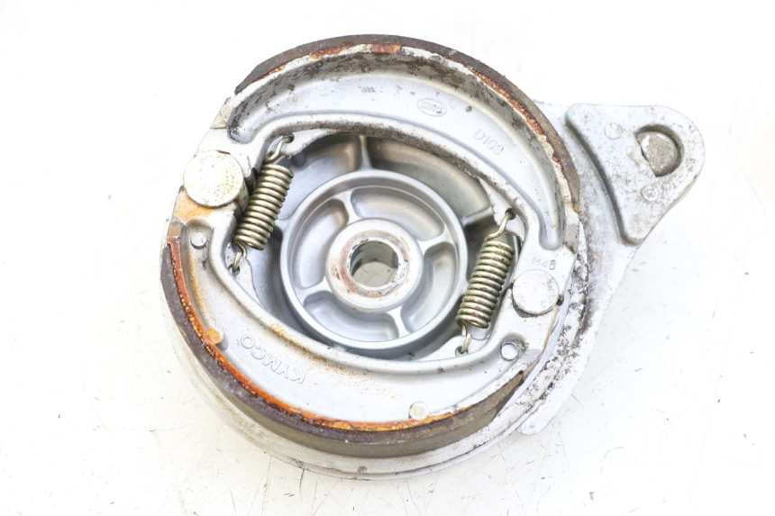 photo de REAR BRAKE DRUM KYMCO STRYKER OFF ROAD 125 (1999 - 2005) - Fixing points details