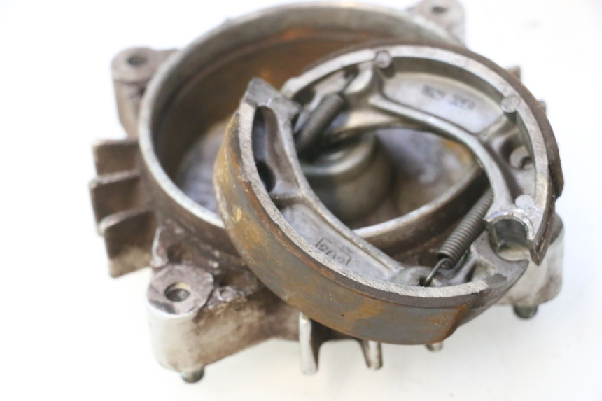 photo de REAR BRAKE DRUM SYM MIO 50 (2005 - 2010) - Zoom on usage condition