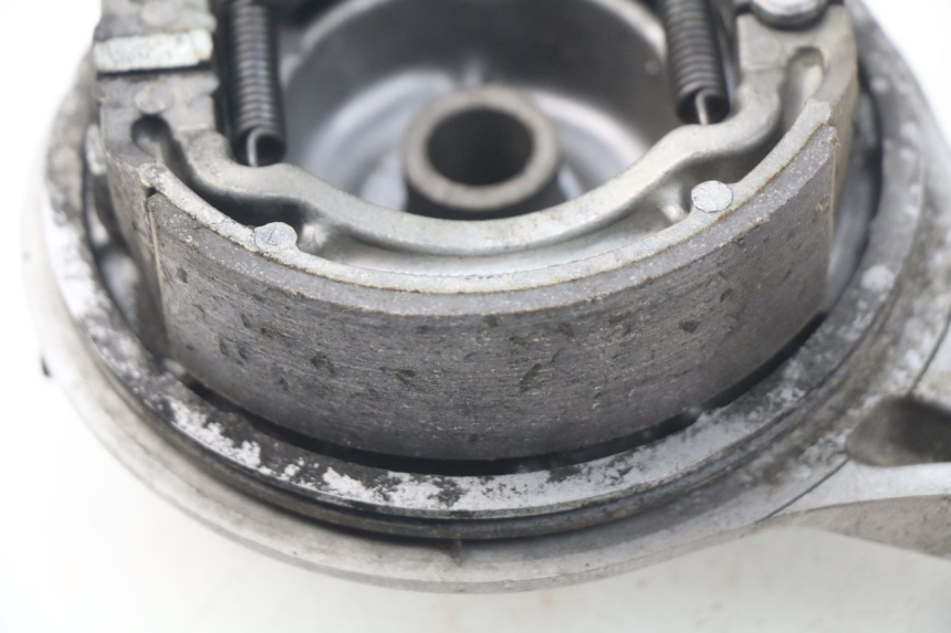 photo de REAR BRAKE DRUM SUZUKI RV VAN VAN 125 (2003 - 2008) - Zoom on usage condition