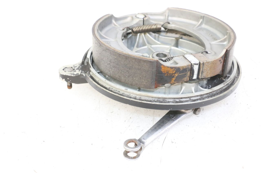 photo de REAR BRAKE DRUM YAMAHA XVS DRAG STAR DRAGSTAR 650 (1997 - 2007) - Alternative perspective