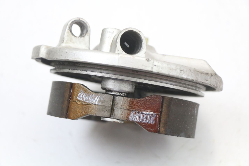 photo de FRONT BRAKE DRUM KYMCO AGILITY PREMIUM 50 (2007 - 2010) - Zoom on usage condition