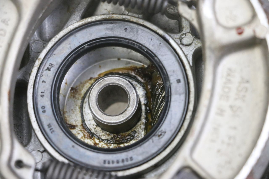 photo de FRONT DRUM HONDA SCV LEAD 100 (2003 - 2007) - High-resolution close-up