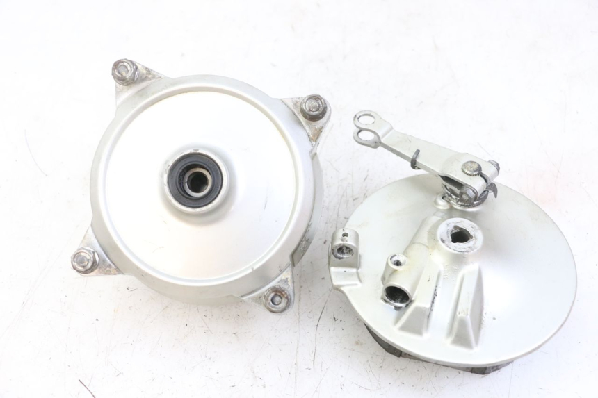 photo de FRONT DRUM HONDA SCV LEAD 100 (2003 - 2007) - Product overview