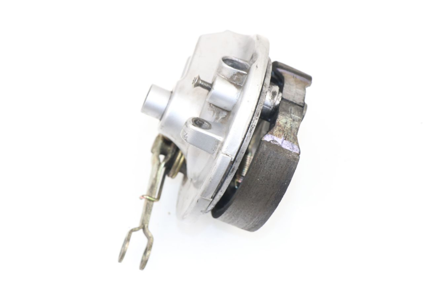 photo de FRONT BRAKE DRUM PEUGEOT LUDIX ONE 50 (2004 - 2006) - Technical close-up