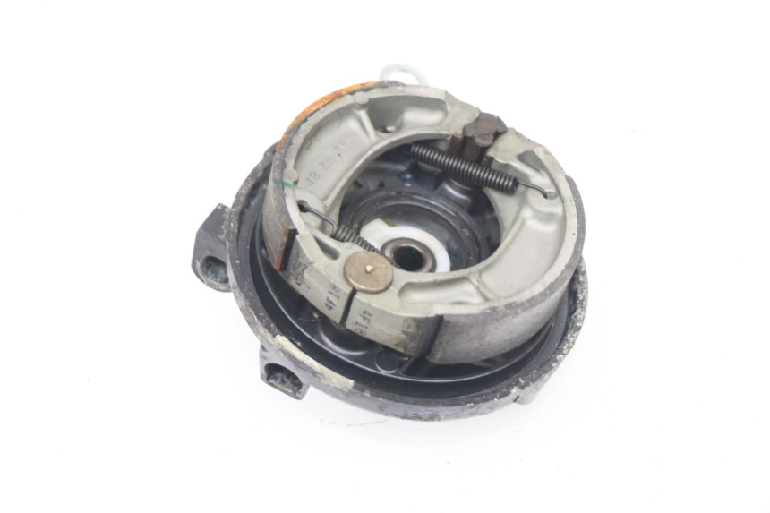 photo de FRONT BRAKE DRUM HONDA NPS ZOOMER 50 (2004 - 2013) - Alternative perspective