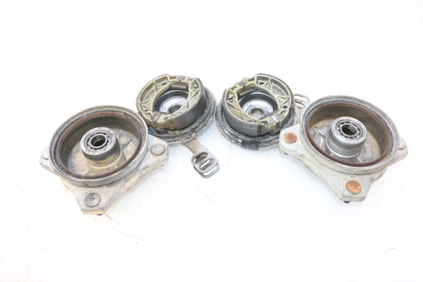 photo de FRONT BRAKE DRUM SMC XROAD 150 - Component detail