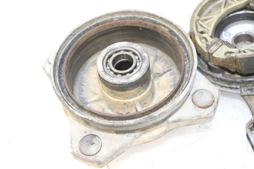 photo de FRONT BRAKE DRUM SMC XROAD 150 - Detailed visual inspection