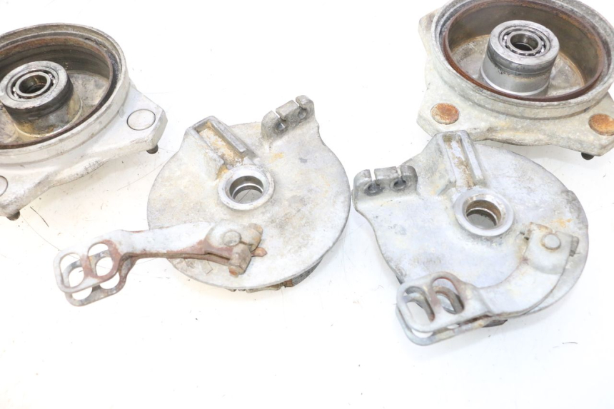 photo de FRONT BRAKE DRUM SMC XROAD 150 - Markings and original references