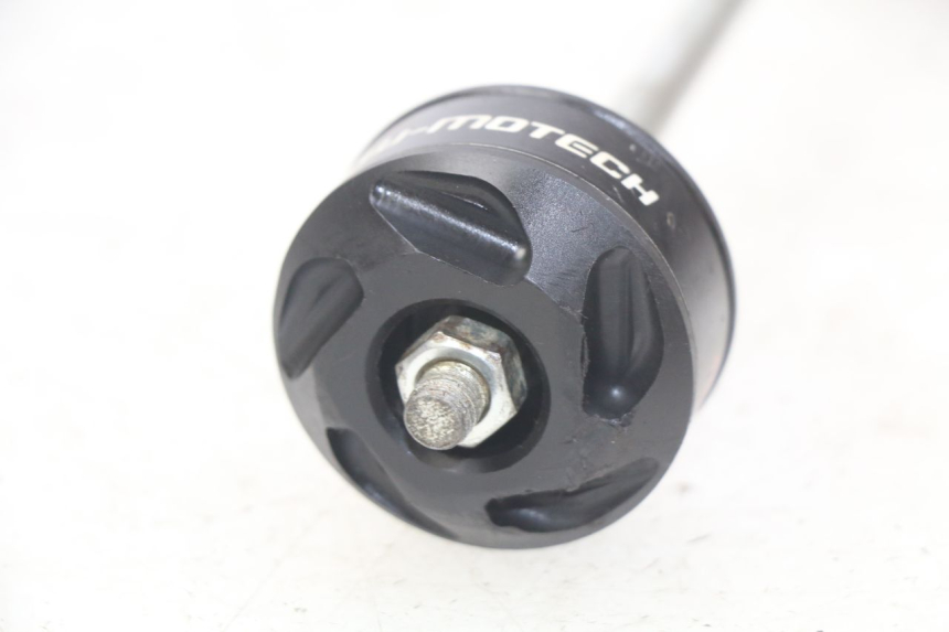 photo de ENGINE MOUNT HONDA CB R 1000 (2018 - 2023) - Alternative perspective