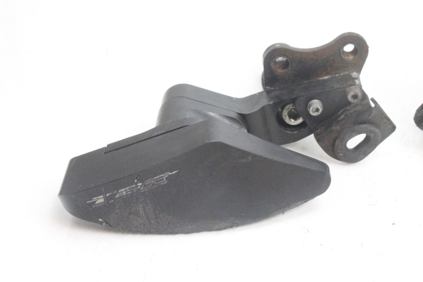 photo de ENGINE MOUNTING BUSHING KAWASAKI ER-6 ER6 F ABS 650 (2012 - 2016) - Component detail
