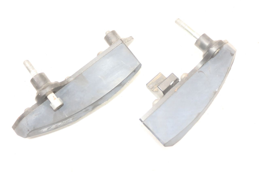 photo de ENGINE SLIDER SUZUKI GSR 750 (2011 - 2017) - Alternative perspective