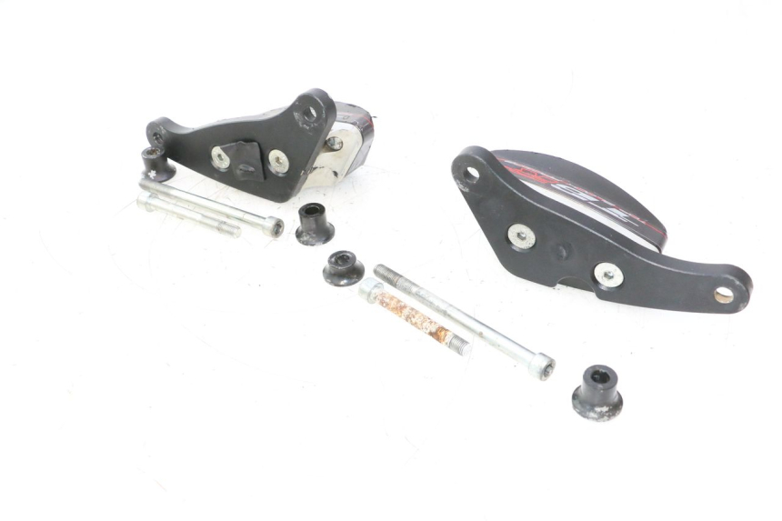 photo de ENGINE SLIDER SUZUKI SV S 650 (2003 - 2009) - Surface and material condition