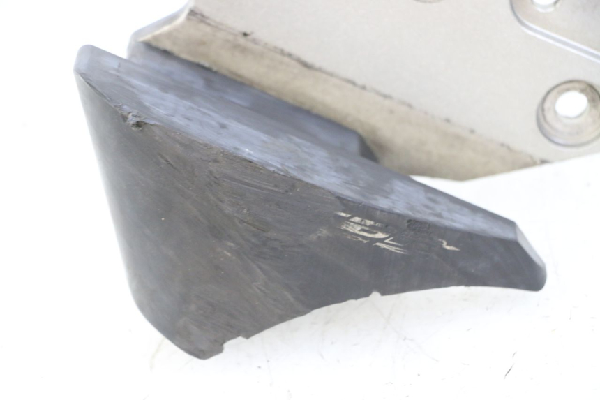 photo de ENGINE SLIDER YAMAHA XJ6 600 (2008 - 2016) - Markings and original references