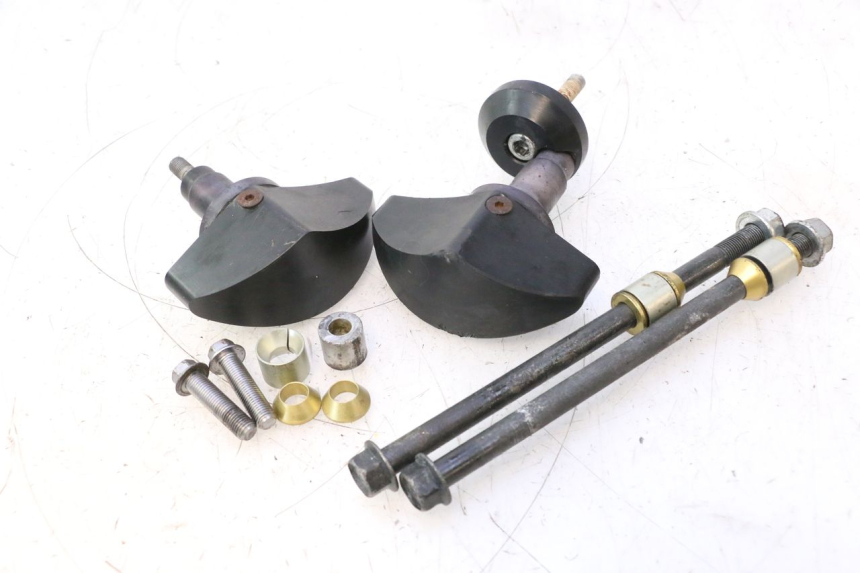 photo de ENGINE SLIDER YAMAHA YZF R6 600 (2008 - 2009) - High-resolution close-up