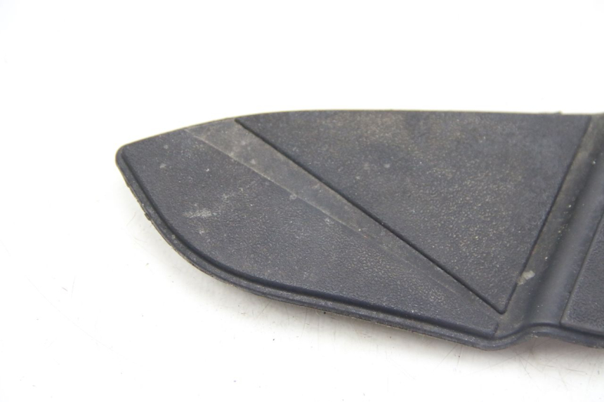 photo de FOOTBOARD MAT APRILIA ATLANTIC 500 (2002 - 2003) - Alternative perspective