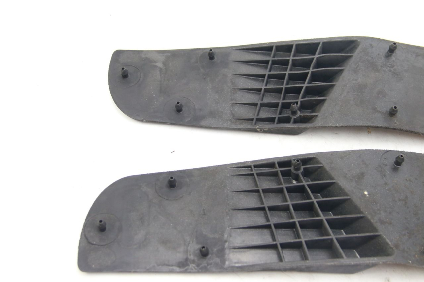 photo de FOOTBOARD MAT APRILIA ATLANTIC 500 (2002 - 2003) - Checked used part