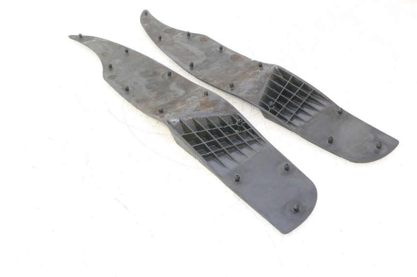 photo de FLOOR PANEL RUBBER APRILIA ATLANTIC S 125 (2010 - 2013) - Checked used part