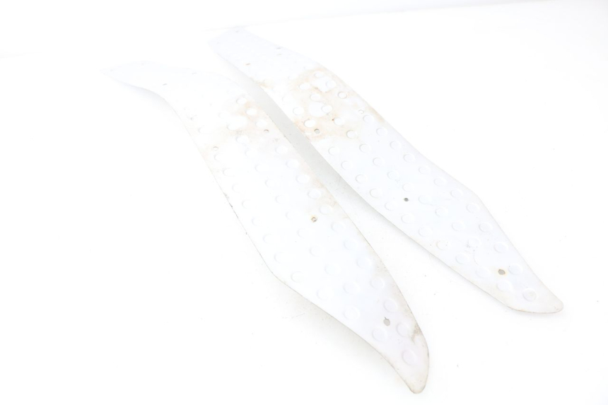 photo de FOOTBOARD MAT JONWAY AZTRAL 125 (2008 - 2017) - Component detail