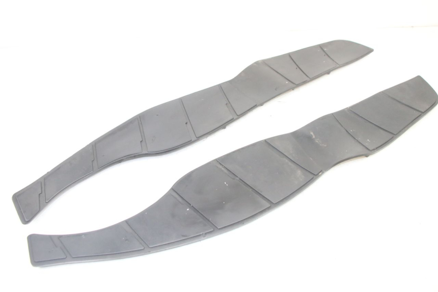 photo de FLOOR PANEL RUBBER SUZUKI BURGMAN 125 (2015 - 2017) - Main view