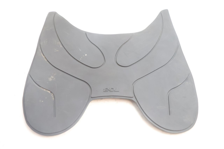 photo de FLOOR PANEL RUBBER TGB CITY RS 50 (2011 - 2016) - Product overview