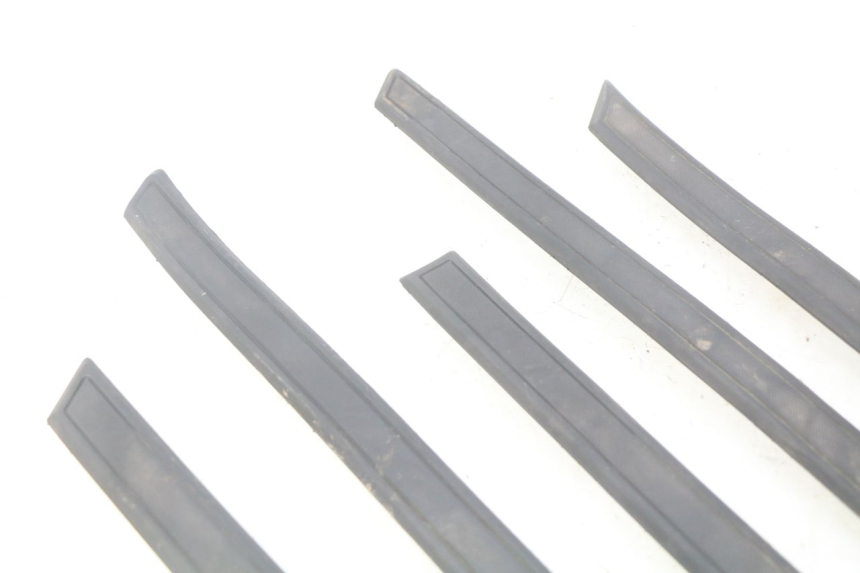 photo de FOOTBOARD MAT PEUGEOT DJANGO 2T 50 (2014 - 2019) - Alternative perspective