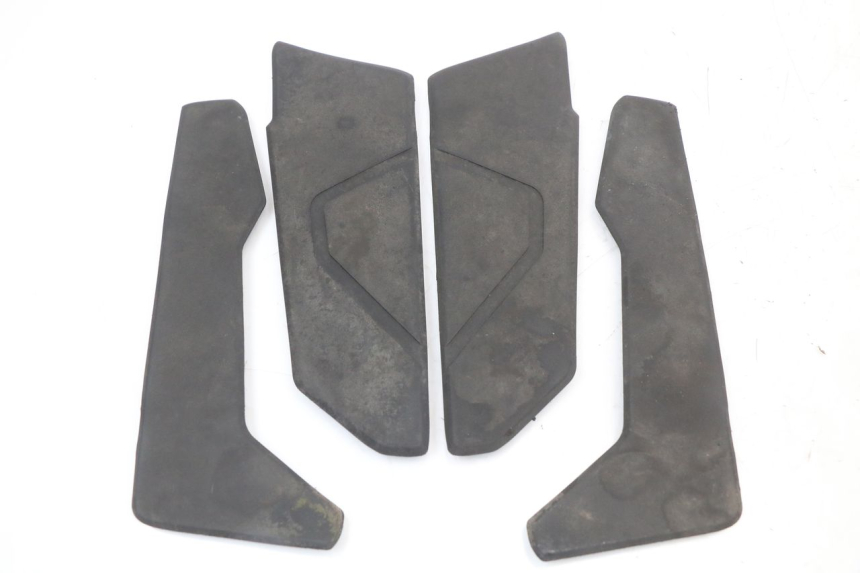 photo de FLOOR PANEL RUBBER LONGJIA EASY MAX 125 (2020 - 2024) - Main view