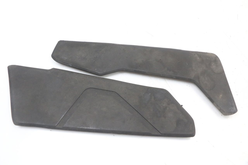 photo de FLOOR PANEL RUBBER LONGJIA EASY MAX 125 (2020 - 2024) - Alternative perspective