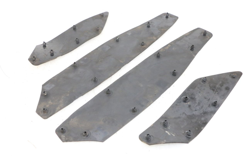 photo de FOOTBOARD MAT HONDA FES S-WING SWING ABS 125 (2007 - 2015) - Component detail