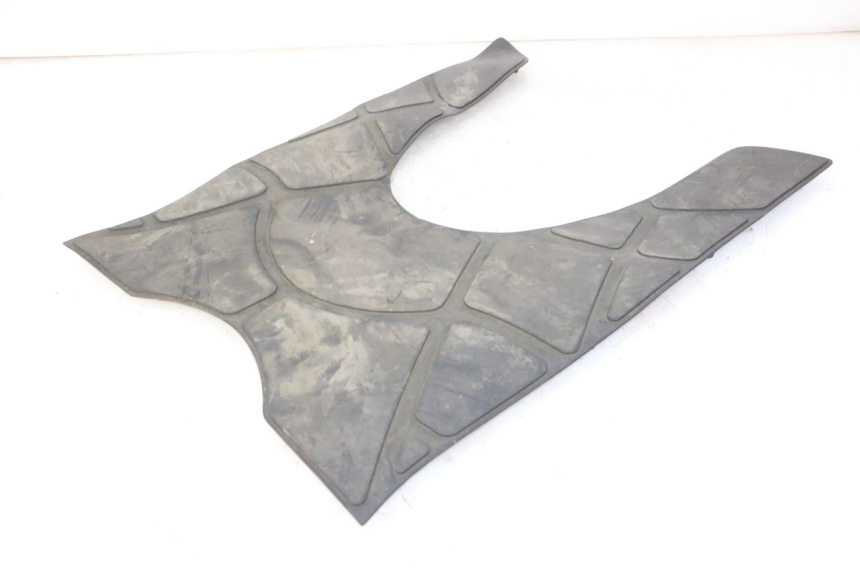 photo de FLOOR PANEL RUBBER KYMCO GRAND DINK 125 (2008 - 2014) - Zoom on usage condition