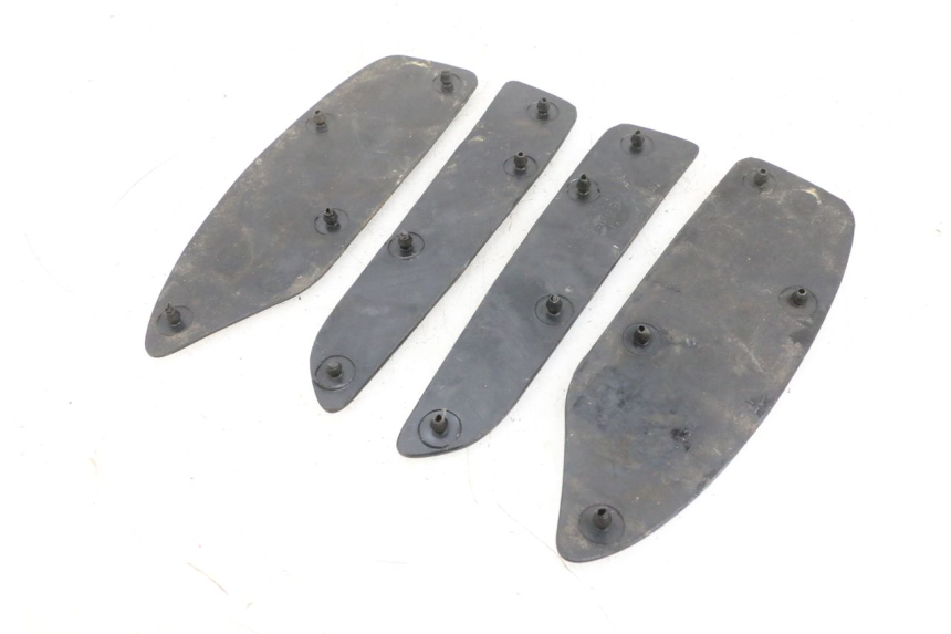 photo de FLOOR PANEL RUBBER SYM GTS EVO 125 (2009 - 2013) - Product overview