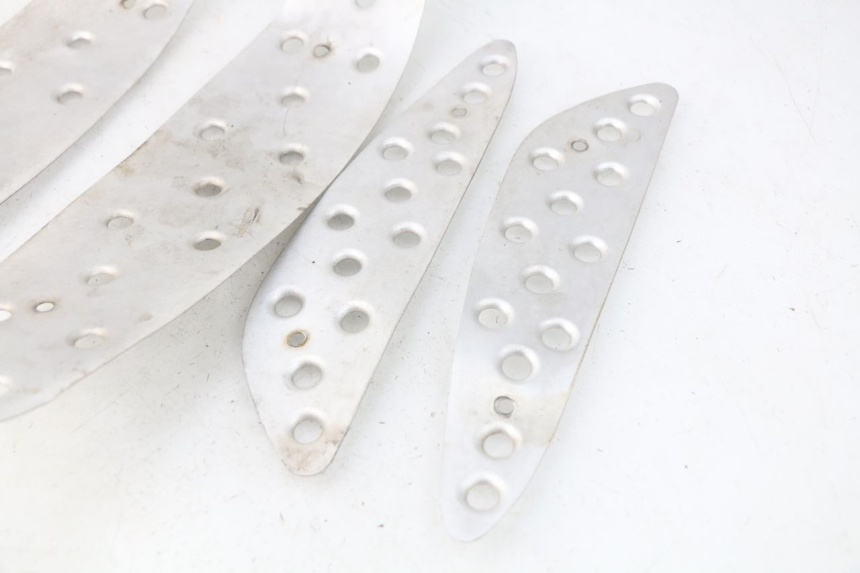 photo de FLOOR PANEL RUBBER JONWAY GTX 2T 50 (2014 - 2020) - Alternative perspective