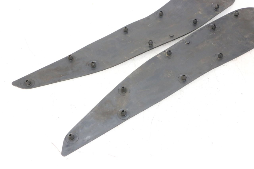 photo de FLOOR PANEL RUBBER HONDA PCX (JF57/JF64) 125 (2014 - 2018) - Component detail