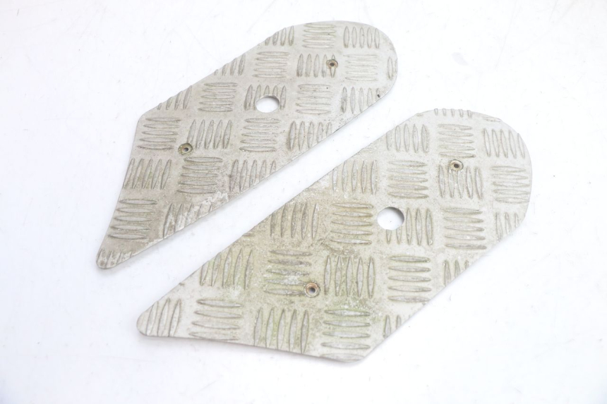 photo de FOOTBOARD MAT PEUGEOT KISBEE 4T 50 (2018 - 2022) - Main view