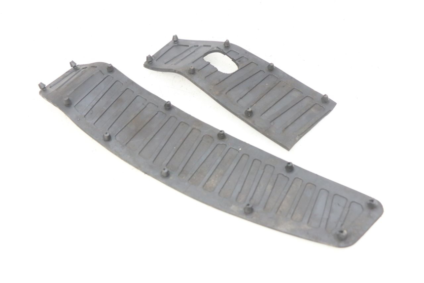 photo de FOOTBOARD MAT PIAGGIO MP3 LT 300 (2010 - 2016) - Component detail