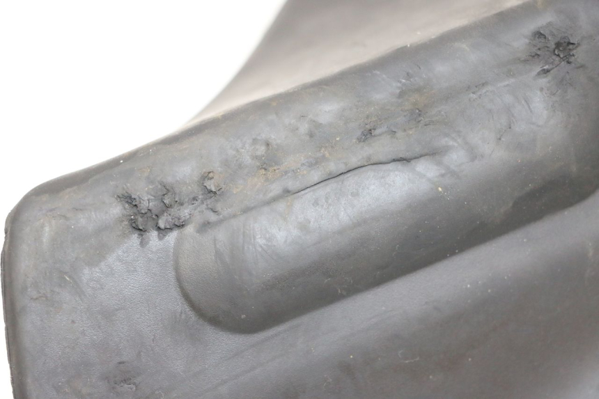 photo de FLOOR PANEL RUBBER YAMAHA NEO'S CORE 1 (2022 - 2026) - Checked used part