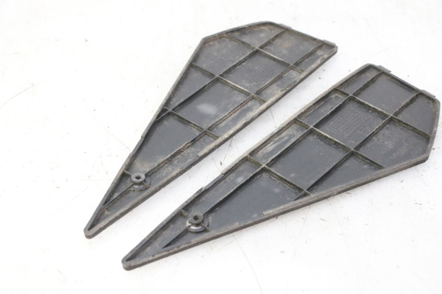 photo de FOOTBOARD MAT PIAGGIO NEW TYPHOON 50 (2010 - 2017) - Technical close-up