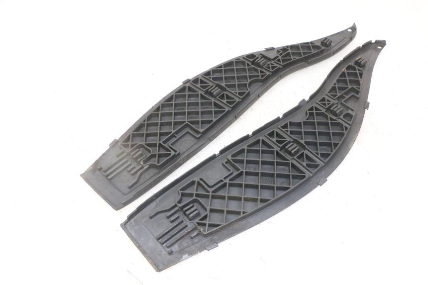 photo de FOOTBOARD MAT GILERA NEXUS 125 (2009 - 2013) - Component detail