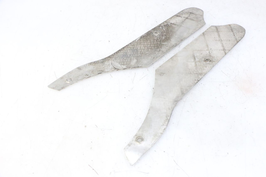 photo de FLOOR PANEL RUBBER PIAGGIO NRG POWER PUREJET 50 (2018 - 2021) - Component detail