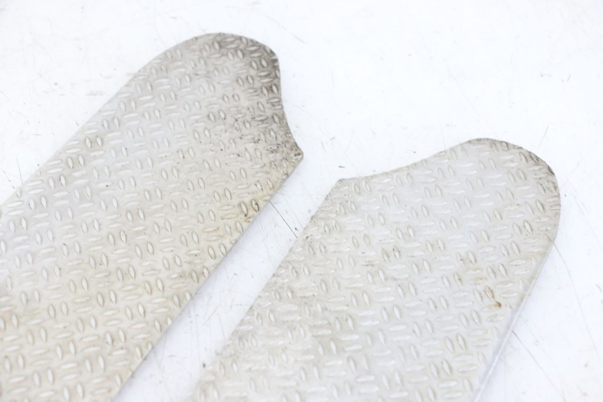 photo de FLOOR PANEL RUBBER PIAGGIO NRG POWER PUREJET 50 (2018 - 2021) - Product overview