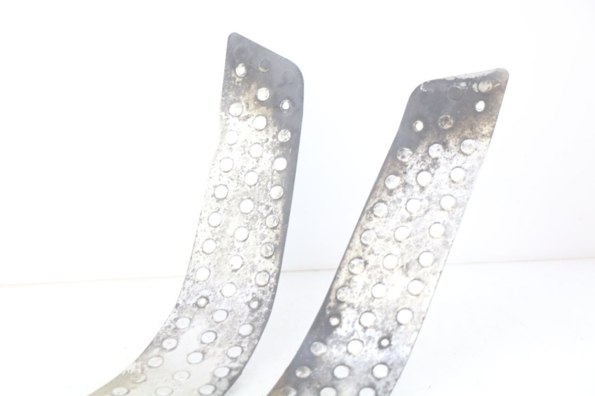 photo de FOOTBOARD MAT SELECT UP OCTALIS 125 (2007 - 2012) - Alternative perspective