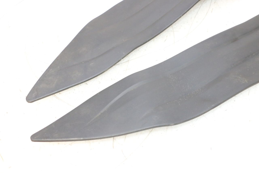 photo de FLOOR PANEL RUBBER HONDA PCX (JF57/JF64) 125 (2014 - 2018) - Zoom on usage condition