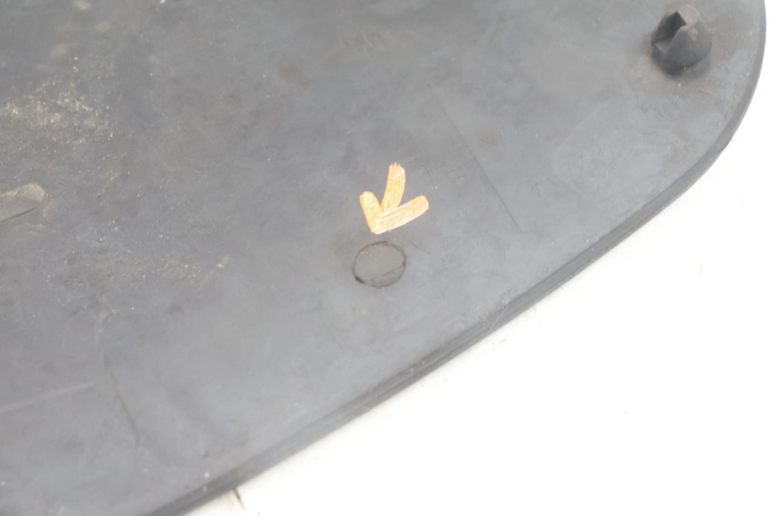 photo de FLOOR PANEL RUBBER GILERA RUNNER SP 50 (2002 - 2004) - Alternative perspective