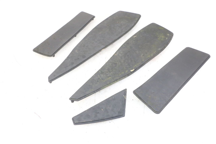 photo de FOOTBOARD MAT PEUGEOT SATELIS 125 (2006 - 2009) - Main view