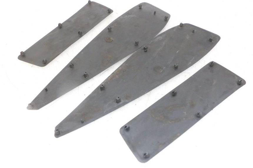 photo de FLOOR PANEL RUBBER PEUGEOT SATELIS 125 (2013 - 2018) - Component detail