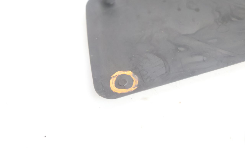 photo de FOOTBOARD MAT PEUGEOT SATELIS 125 (2006 - 2009) - Distinctive features