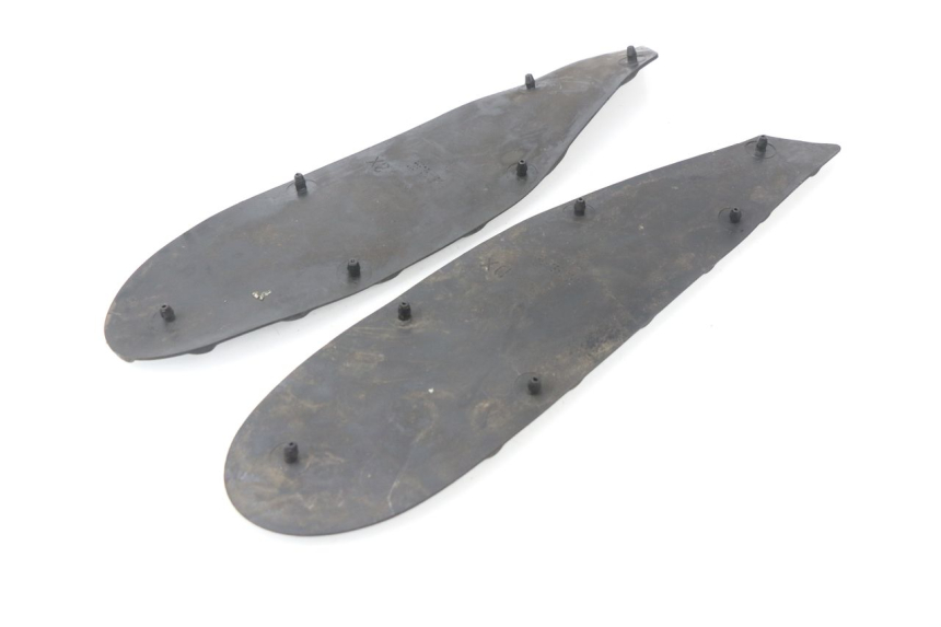 photo de FLOOR PANEL RUBBER APRILIA SR CARB LC 2T 50 (2004 - 2012) - Component detail