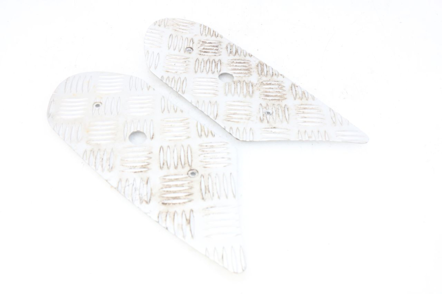 photo de FOOTBOARD MAT PEUGEOT STREETZONE 4T 50 (2018 - 2023) - Main view