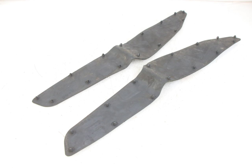 photo de FLOOR PANEL RUBBER KYMCO X-CITING XCITING 400 (2014 - 2018) - Component detail